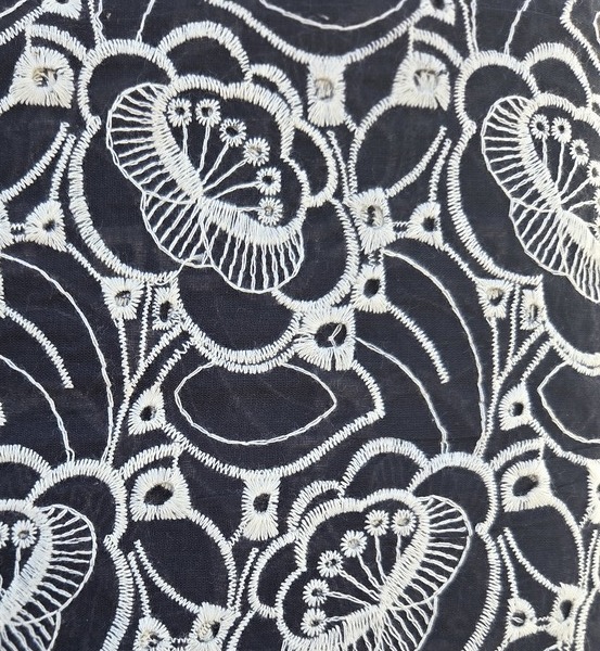 maison-bichette-broderie-festonné